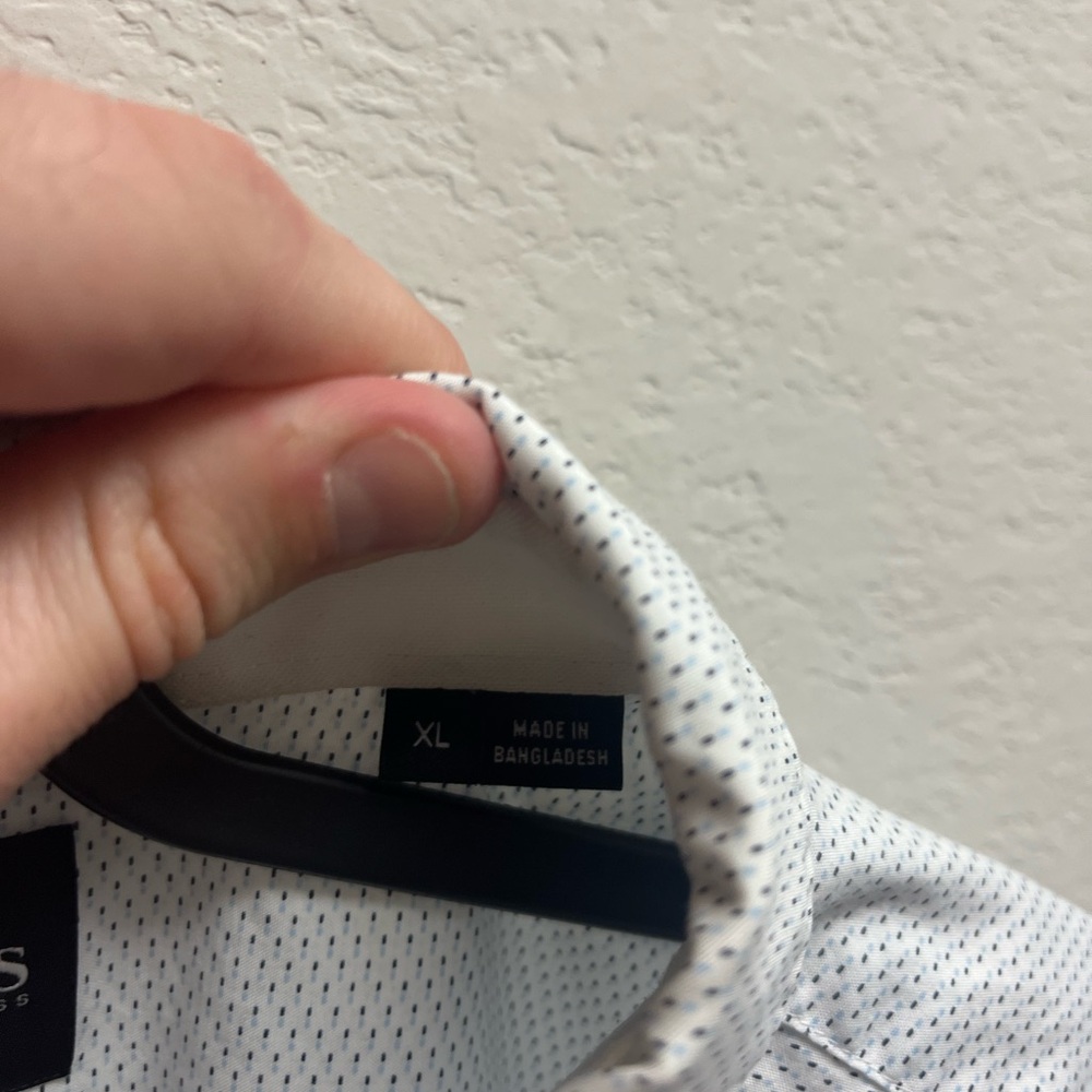 Hugo Boss Textured Dress Shirt - Picture 3 of 7